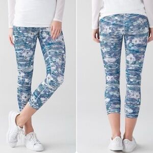 Lululemon Blurry Belle High Rise 22" Crop Wunder Under Leggings Size 4
